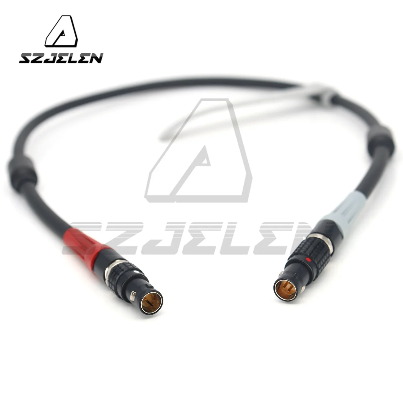 Connects ARRI cforce RF motor/cmotion cPRO motor and Camin 7P to LBUS  devices or LBUS power source.