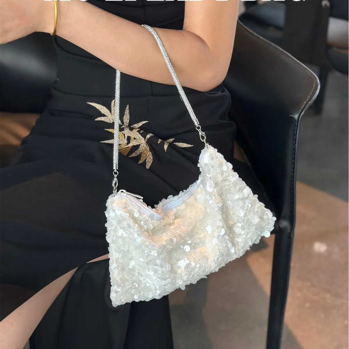 

Новые модные белые сумки с тонкими блестками для женщин, роскошные сумки-тоут с цепочкой и стразами, сумки на плечо для свадебной вечеринки, женский маленький клатч