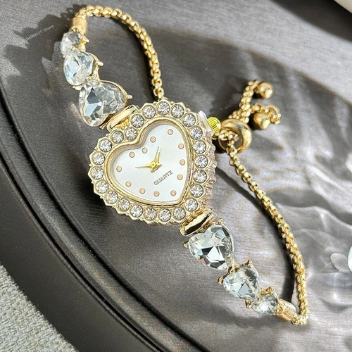Imagen 2 del producto Nuevo Reloj de pulsera de cuarzo con correa de cinta en forma de corazón a la moda para Mujer con pulsera ajustable Reloj de Mujer