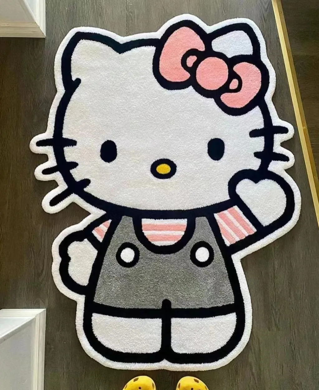 Sanrio Hello Kitty Plush Floor Mat Cartoon Kt Cat Kawaii Cute Cartoon  Non-Slip Imitation Cashmere Rug Room Bedside Decoration