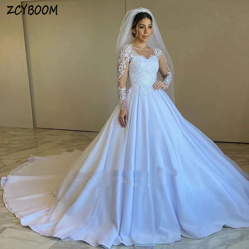 Customized White V-Neck Long Sleeves Lace Appliques Wedding Dress 2024 Ball Gown Floor Length Sweep Train Lace Up Bridal Gown