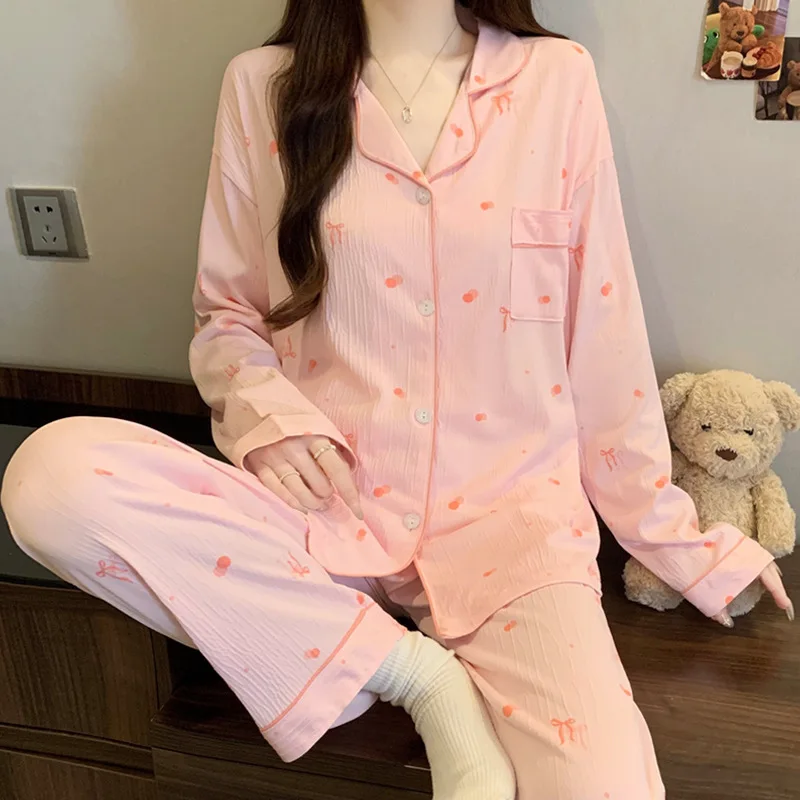 

French-Style Puffed-Sleeve Pyjamas with Bow Detail in Delicate Jacquard Weave Lightweight Spring/Autumn Set for Home Wear