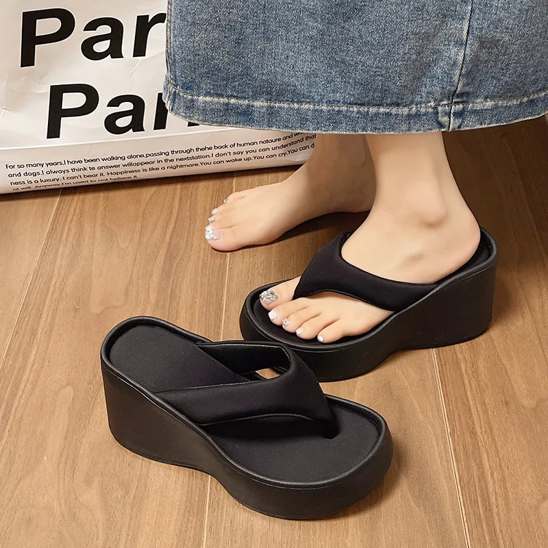 

Thick-soled wedge sandals for short people 2025 autumn/winter new style open-toe slippers for outdoor
