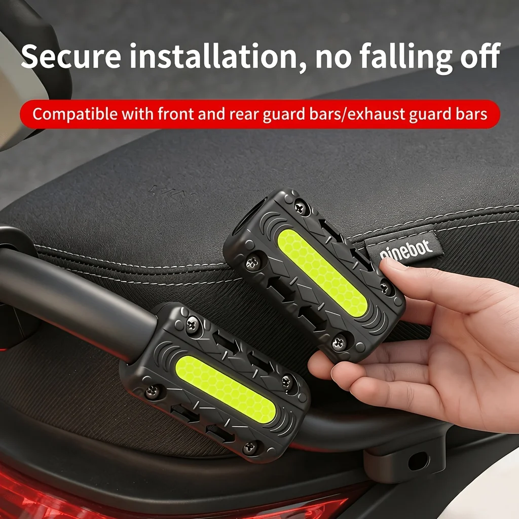 

2PCS Motorcycle Crash Bar Bumper Blocks Protectors With Reflective Strip Protective Block For Motorcycle Engine Guard Crash Bar