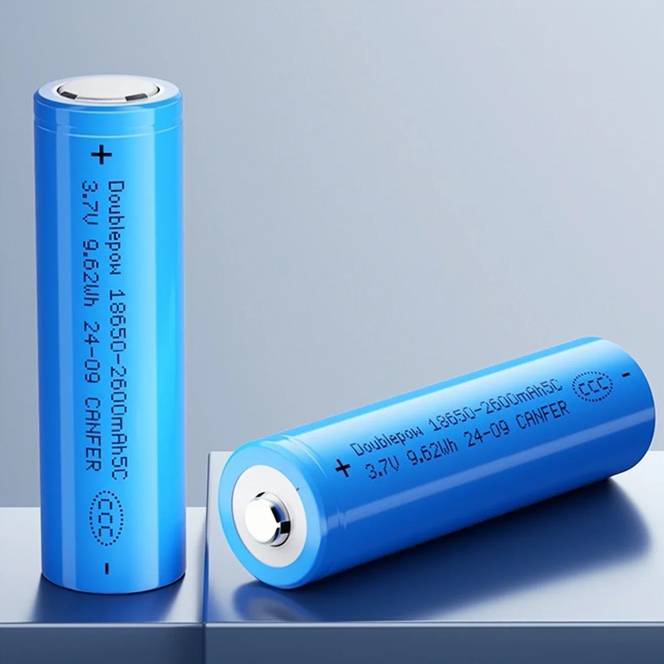 4PCS 18650 แบตเตอรี่ชาร์จ 3.7V 2600mAh 18650 แบตเตอรี่ลิเธียมสําหรับไฟฉายโปรเจคเตอร์ Jukebox Power Bank LED LIGHT