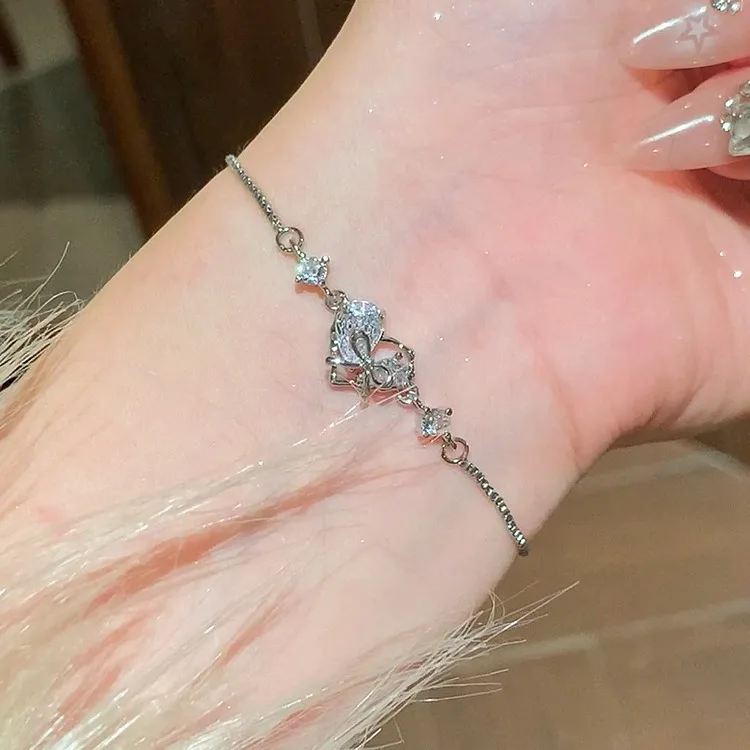 

Everyday Essential Zircon Bow Heart Bracelet - Korean Minimalist Adjustable Versatile Dainty Jewelry