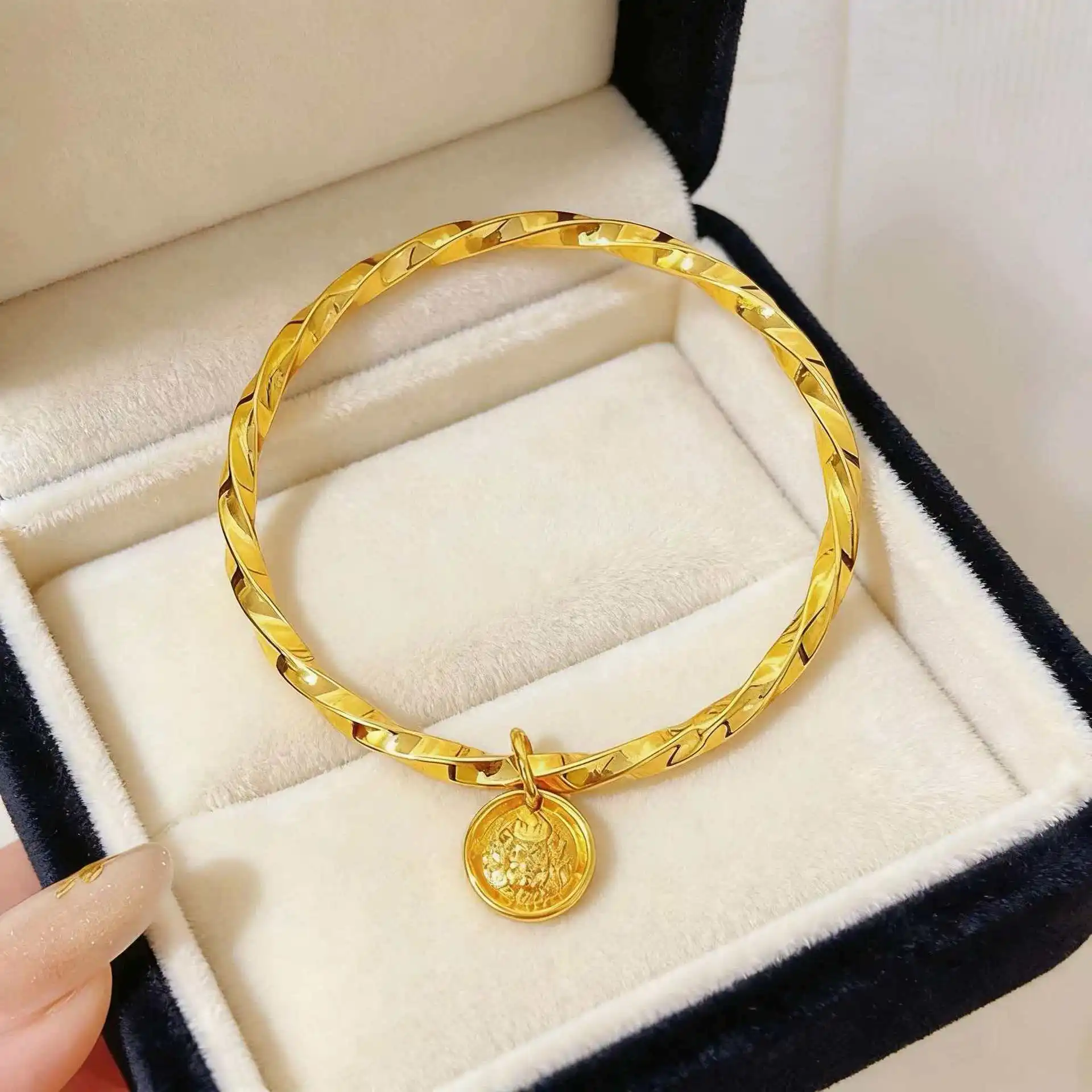 Auspicious Yellow God of Wealth Mobius Bracelet Women 24K Gold AU999 Attract Wealth and Elegant