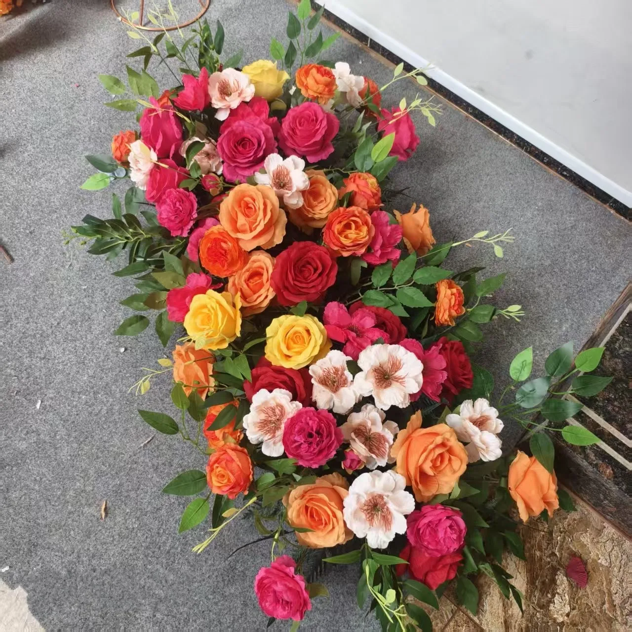 guirlande-de-fleurs-artificielles-de-luxe-pour-decoration-de-mariage-chemin-de-table-floral-rangee-de-fleurs-suspendues-accessoires-de-toile-de-fond-florale-decorations-de-fete-en-exterieur