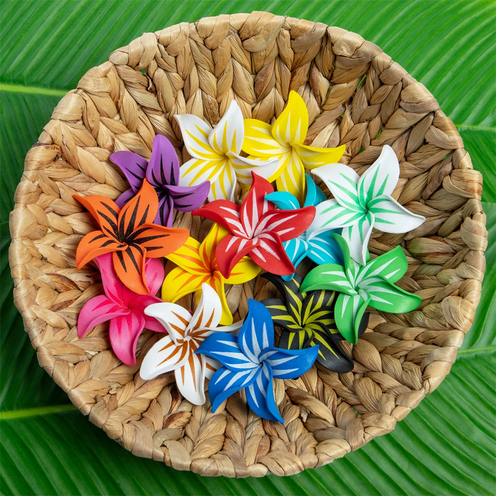 12 sztuk mieszane kolory kwiaty Plumeria pianka EVA ucho kwiat wykałaczka hawaje Aloha Hula dziewczyny akcesoria do tańca dostawa