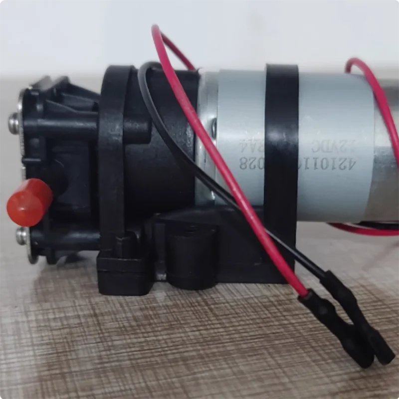 Micro gear pump DC24V 2.6L water dispenser circulation pump quantitative machine filling machine water pump CP001B4