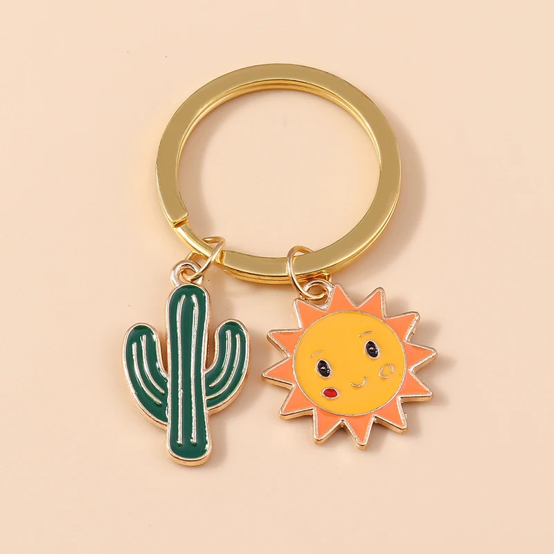 Llaveros de sol con sonrisa bonita, llaveros con dijes de Cactus y plantas esmaltadas para mujeres y hombres, colgantes para bolso, llaveros, accesorios, regalos DIY