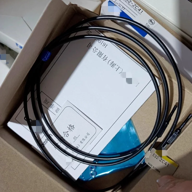 

100% brand new original E32-ZC41, E32-C41, E32-ZC42, E32-C42, E32-C42S reflective optical fiber sensors