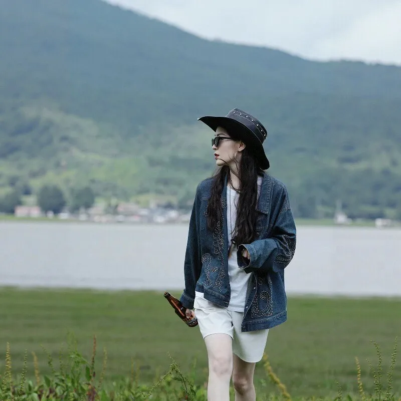 Men's and women's large hats with leather brims for shade water resistance warmth