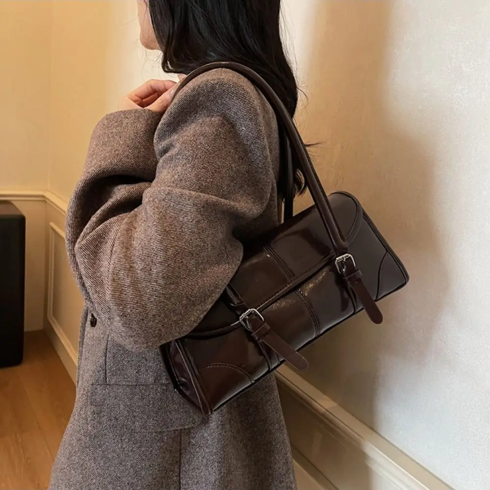 Elegant Design PU Leather Underarm Bag Burgundy Color Magnetic Buckle Shoulder Bag PU Leather Bag Daily Use