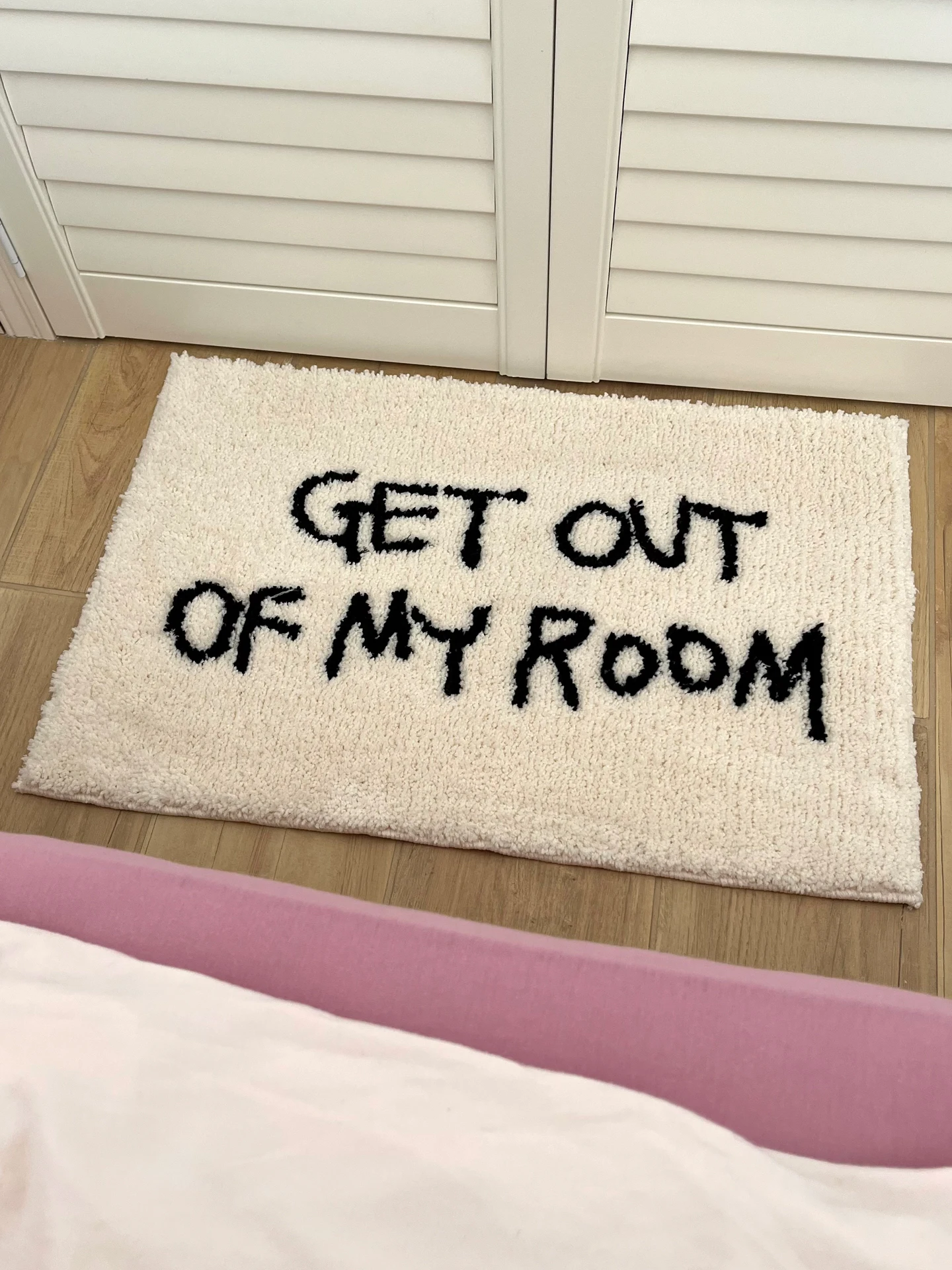 

Korean Style Thickened Flocking Letter Floor Mat Bathroom Home Use Bedroom Door Mat Bedside Blanket Carpet Simple Design Mach...