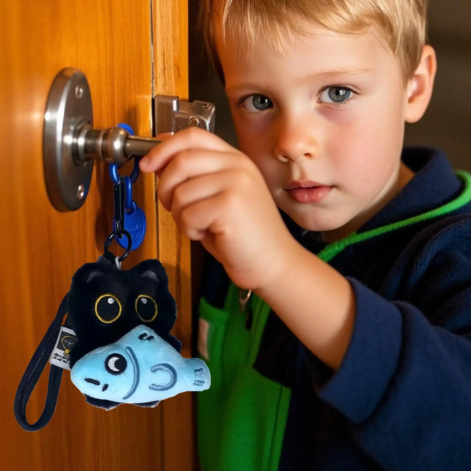 Lindo llavero de gato 3D de dibujos animados encanto colgante ornamento sosteniendo peces lindos llaveros de felpa para adolescentes mujeres niños bolsos mochilas