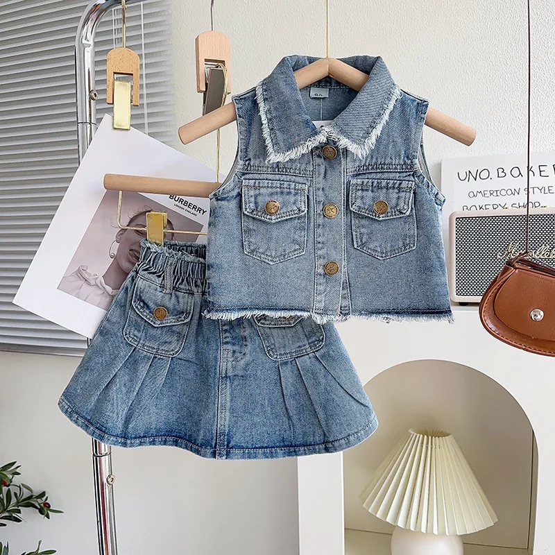 Girl\'s Summer Fashion Blue Denim Set Girl\'s Sleeveless Ragged Edge Coat Pleated Skirt Casual Two-piece Set Girls Clothes Mickey