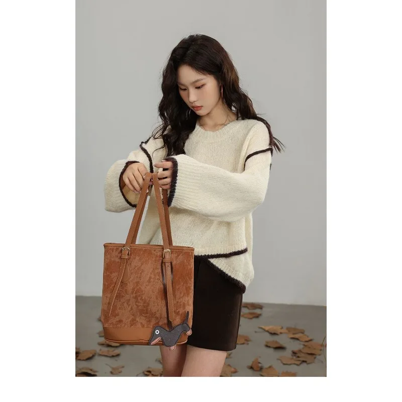 Серый свитер в ленивом стиле 2022, осень и зима, новый стиль, свободный дизайн, свитер нестандартного контрастного цвета, женские модные топы