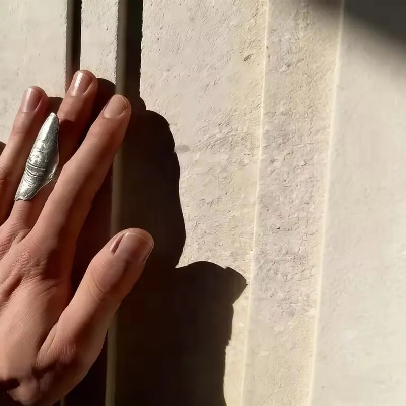 2026 Neues Künstlerisches Unregelmäßiges Textur-Knöchelring-Set Gold & Silber Hip-Hop-Stil Vollfinger-Ringe – Detail 6