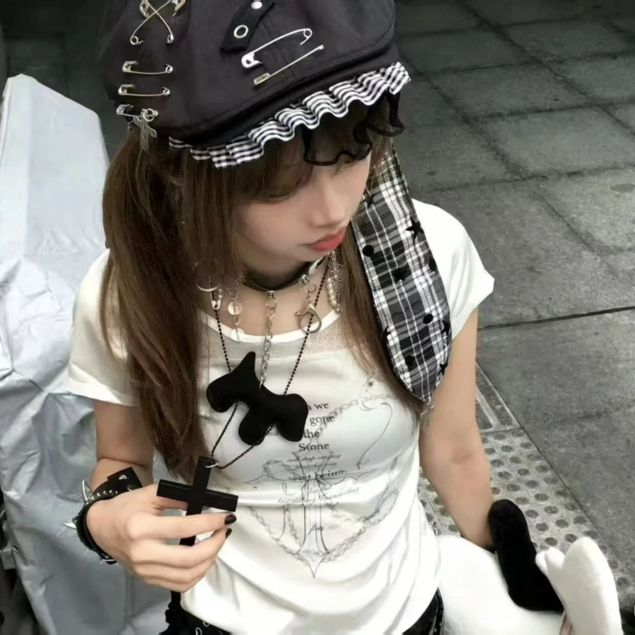Punk Vantage Style Designer Spice Lace Berets Hat for Women Darkness Summer Autumn Street Long Ear Streamer Cap Gorros De Hombre