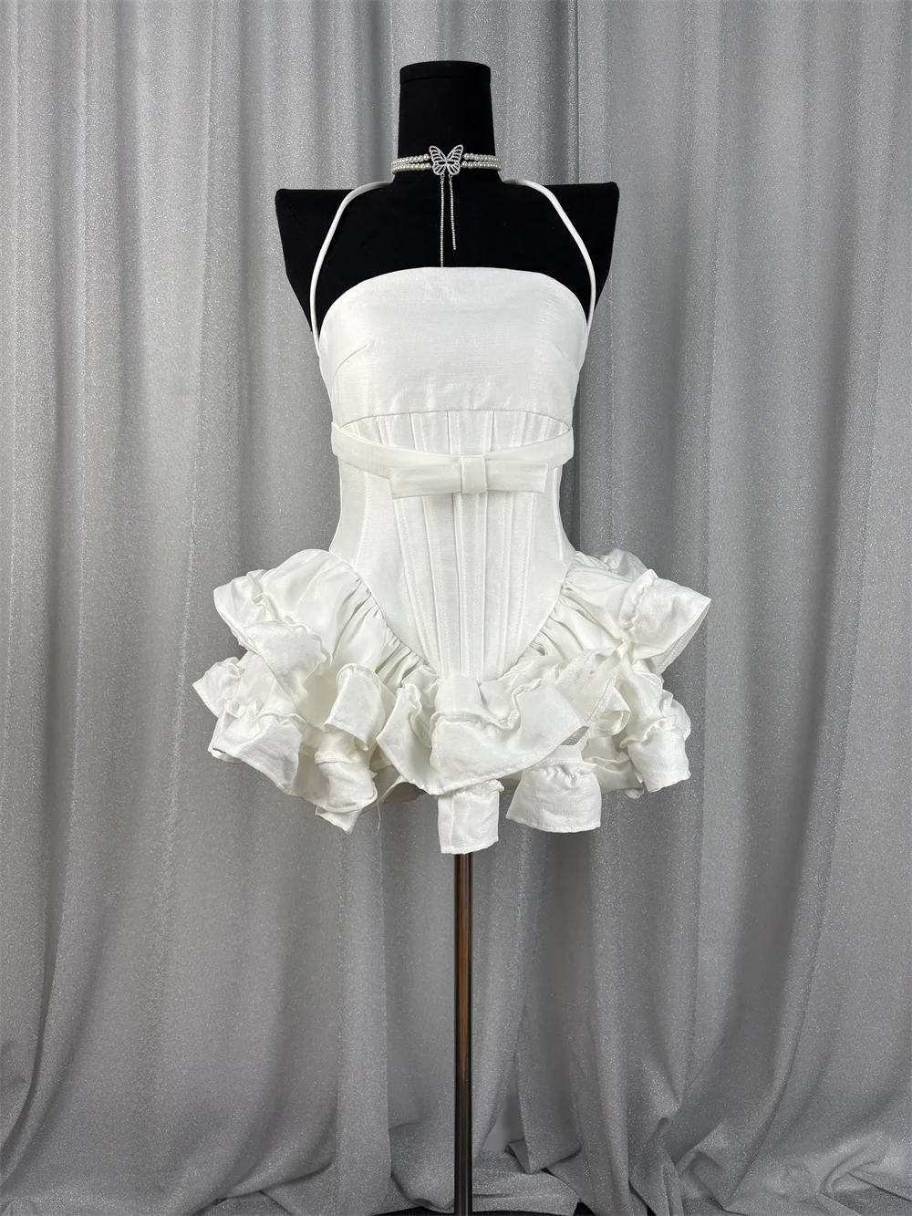 Vestidos sexis con cordones y cuello Halter para mujer, conjuntos de dos piezas con espalda descubierta y volantes, vestido acampanado con pantalones cortos, traje de cóctel para fiesta de noche