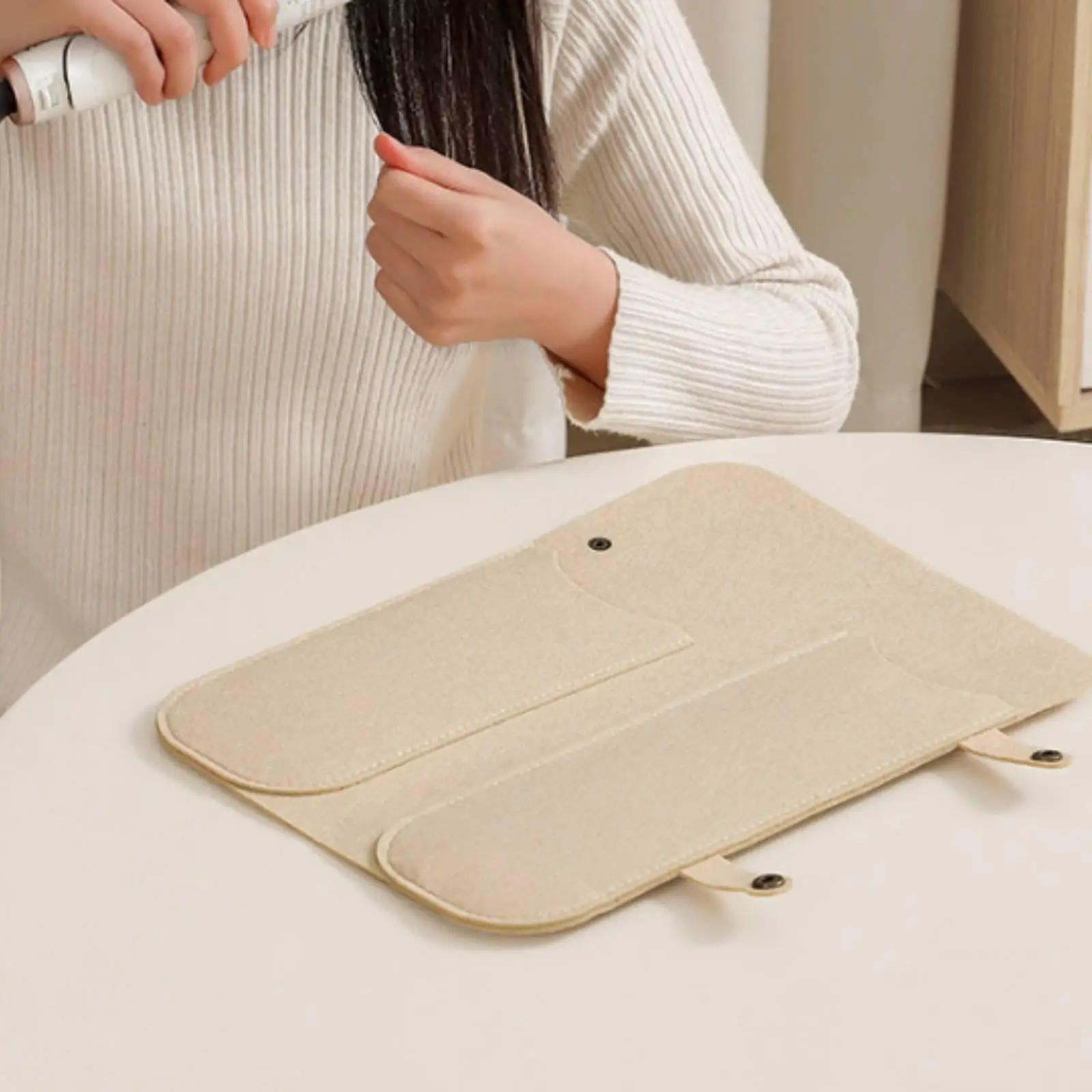 Portable Heat Resistant Hair Iron Pouch Felt Case for Hot Tools with Compartment Organizer