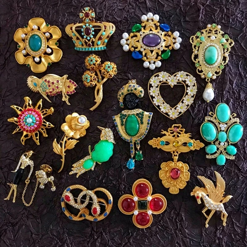 Fashion Western Antique Vintage Gem Brooch Collection for Woman Men Fashion Party Suit Dress Accessories Enamel Brooches