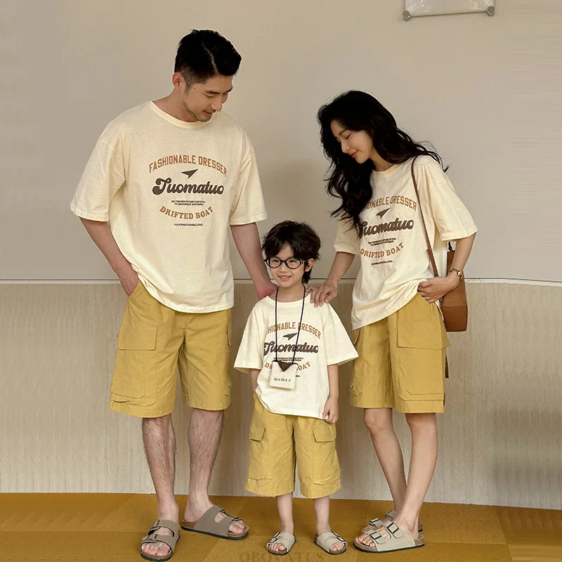

Summer Vacation Family Look Matching Outfits Parents and Children Clothes Set Mother Father and Daughter Son Same Clothing Set