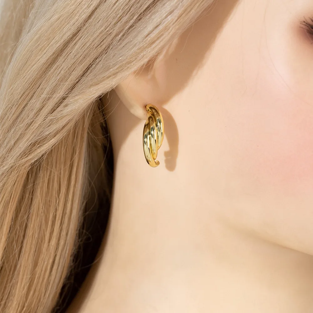 Minimalist Personality Multi-layer Winding Smooth Surface Metal C-shaped Piercing Stud Earrings for Women Korea Designer Jewelry