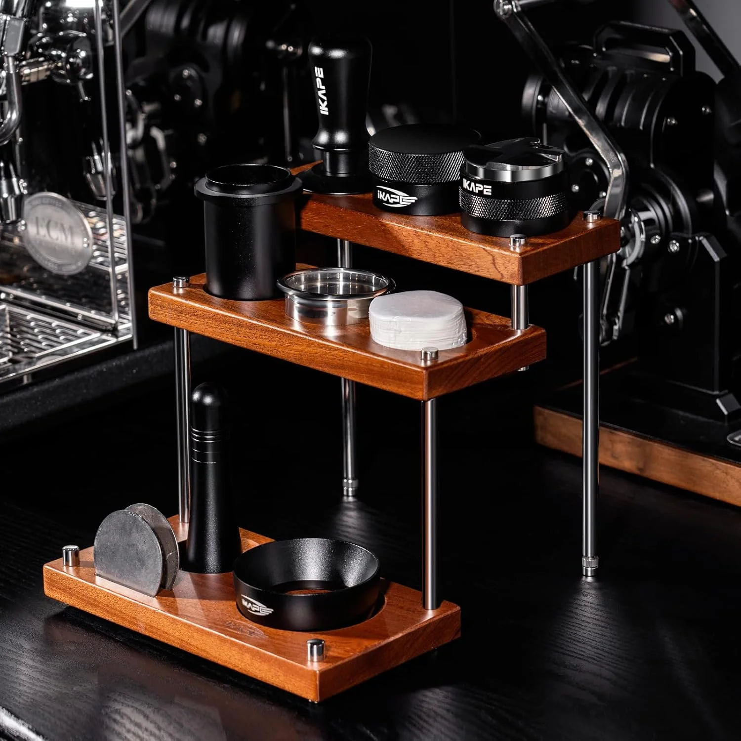 

Рабочая станция для тампера для эспрессо IKAPE. Трехслойное основание для тампера из цельного дерева. Совместимо с эспрессо-терминаторами 51 мм, 54 мм и 58 мм.
