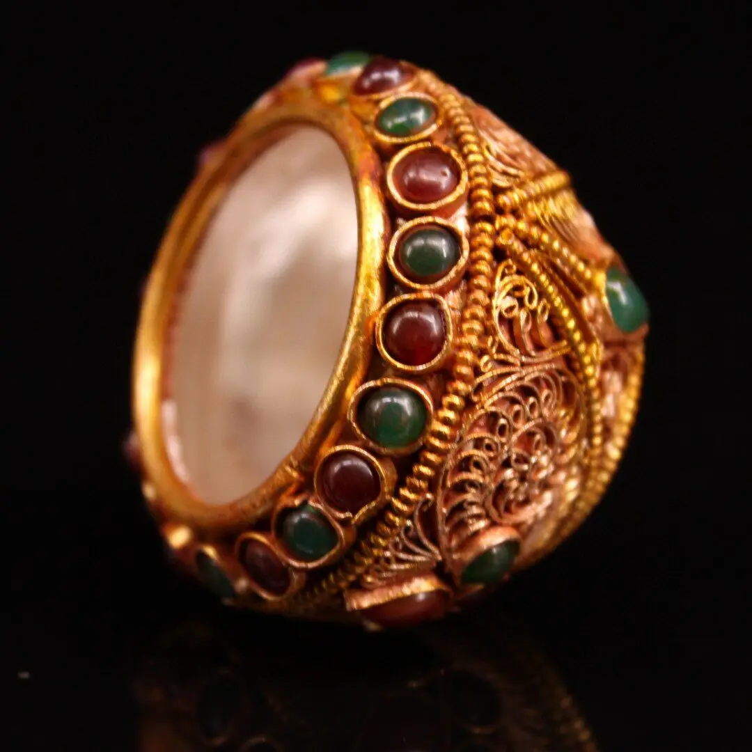 Tibetan Silver Gilt Filigree Inlaid Treasure Jar Nepal Craft Multi Gem Storage Canister Home Decor Collectible Box