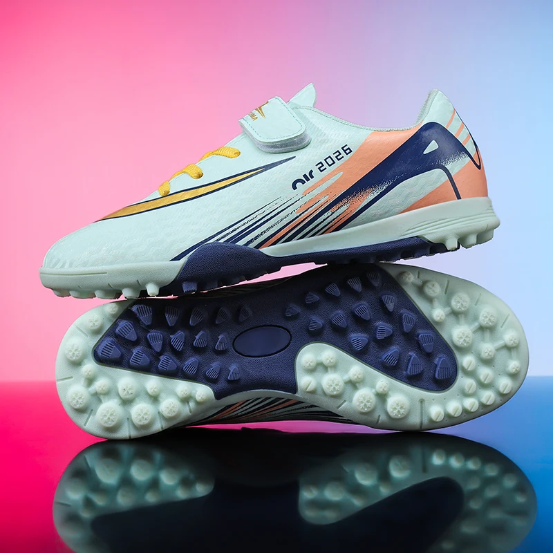 

New Kids Football Shoes Match Soccer Shoes Indoor Football Field Boots Grass Training Original Professional Sneaker Comfortable
