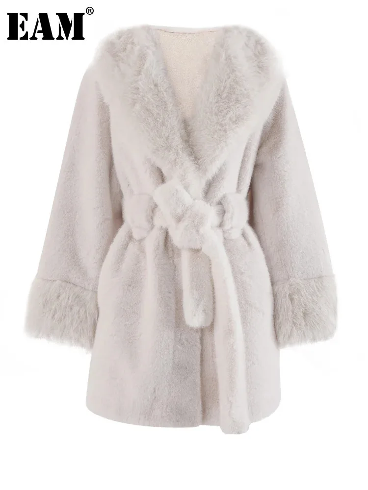 [EAM] Beige Belted Big Size Keep Warm Faux Fur V-neck New Lapel Long Sleeve Women Coat Fashion Tide Autumn Winter 2024 CPG2457