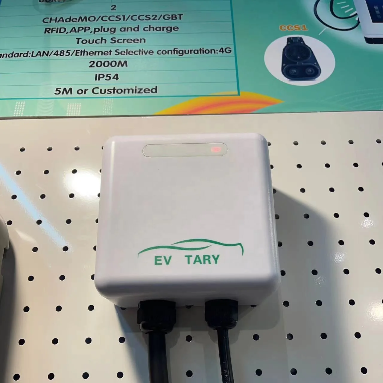 Factory Outlet Mini Wall-mounted AC Charger for Household Use 7KW TYPE1/TYPE2  Gbt Plug and Charge