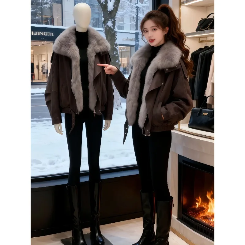 The Stylish Bestseller Pai Overcomes . The Cotton-padded Women's New Winter Design Sense Thickened Large Fur Collar Warm Coat.