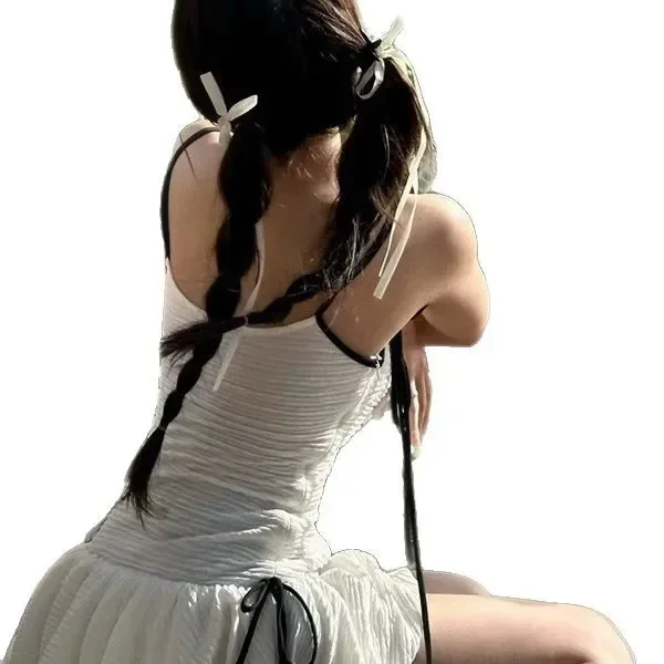 Bikini de una pieza estilo vestido traje de baño para mujer cubierta de carne adelgazante sensación de pecho pequeño traje de baño de sensación de alta gama