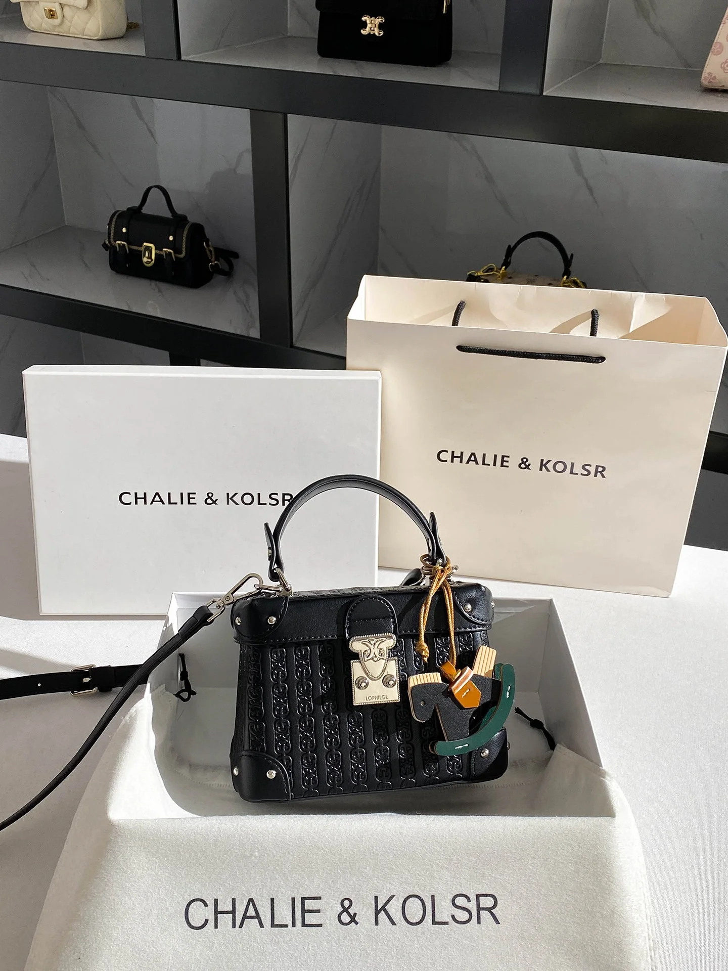 fashionable-embossed-box-bag-women's-crossbody-purse-chaliekolsr-brand-cowhide-leather-youth-style-zipper-closure-square-shape