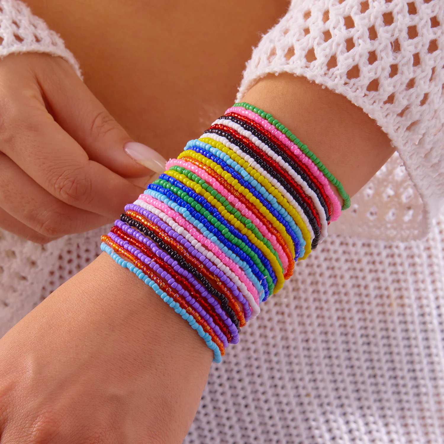 Böhmisches Perlenarmband-Set für Frauen, bunt, dehnbar, Reisperlen, Kettenarmreif, stapelbarer Schmuck, Sommer- und Strandgeschenk – Detail 8