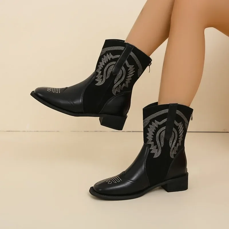 2024 New Fashionable Solid Color Hot Selling Women's Boots with Pointed Back Zipper, Spring and Autumn Short Tube Western Boots