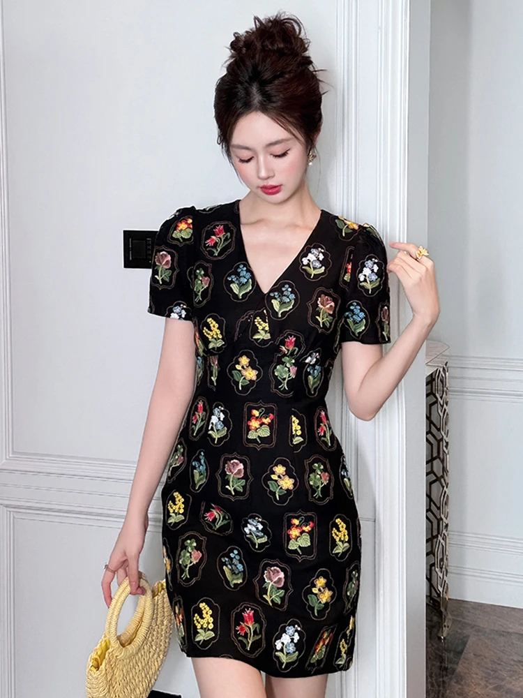 ชุดเดรสออกงานสไตล์ฝรั่งเศสสำหรับผู้หญิง เสื้อผ้าสไตล์เรโทรชิค ชุดราตรีสั้นทรงบอดี้คอนประดับดอกไม้ ชุดเดรสออกเดทหรูหราสำหรับงานเลี้ยง