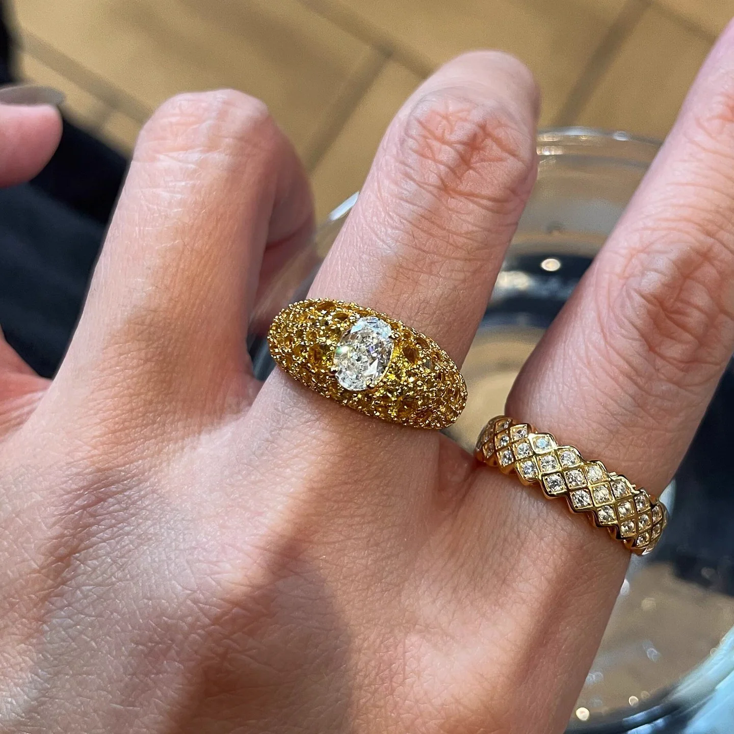 Vintage oval egg hollow out single diamonds rings for women exquisite layering style ring adjustable banquet jewelry gift