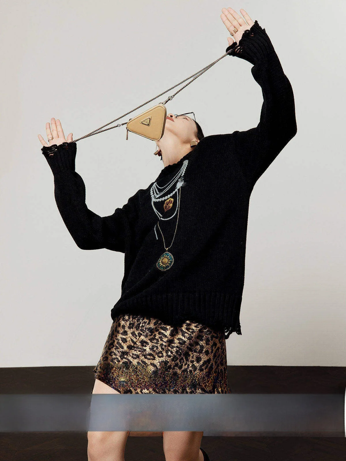 

Bla Knitted Plu Leopard Claw Chain Sweater Women's Loose Fit Casual Sle Spring New Arrival Knitwear by Zhou Li Wu