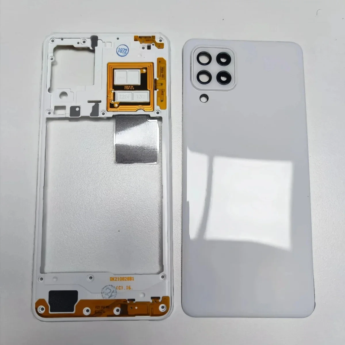 

For Samsung Galaxy A22 4G A225 Phone Housing Case Middle Frame +Battery Door Cover Back With Camera Lens Replace