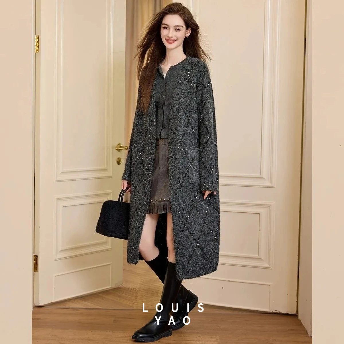 

LOUISYAO Lazy-chic Long Knitted Coat 2025 Winter Tops Sweaters Shimmering Silk Diamond Texture Loose-fit Women's Cardigan