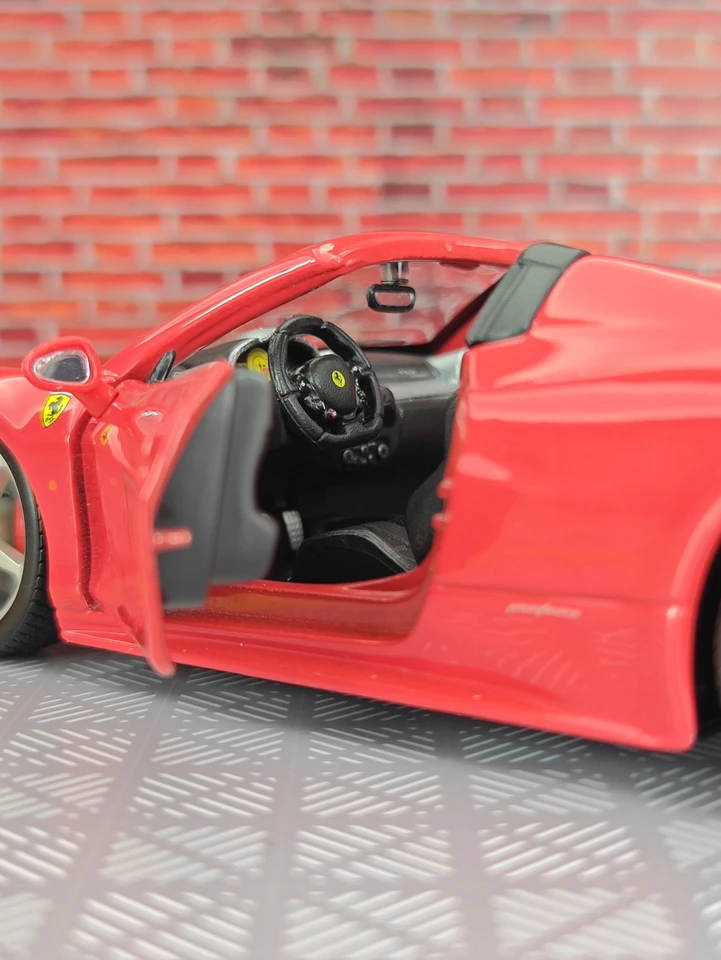 Bburago 1:24 Ferrari 458 Spider alloy car model static car model