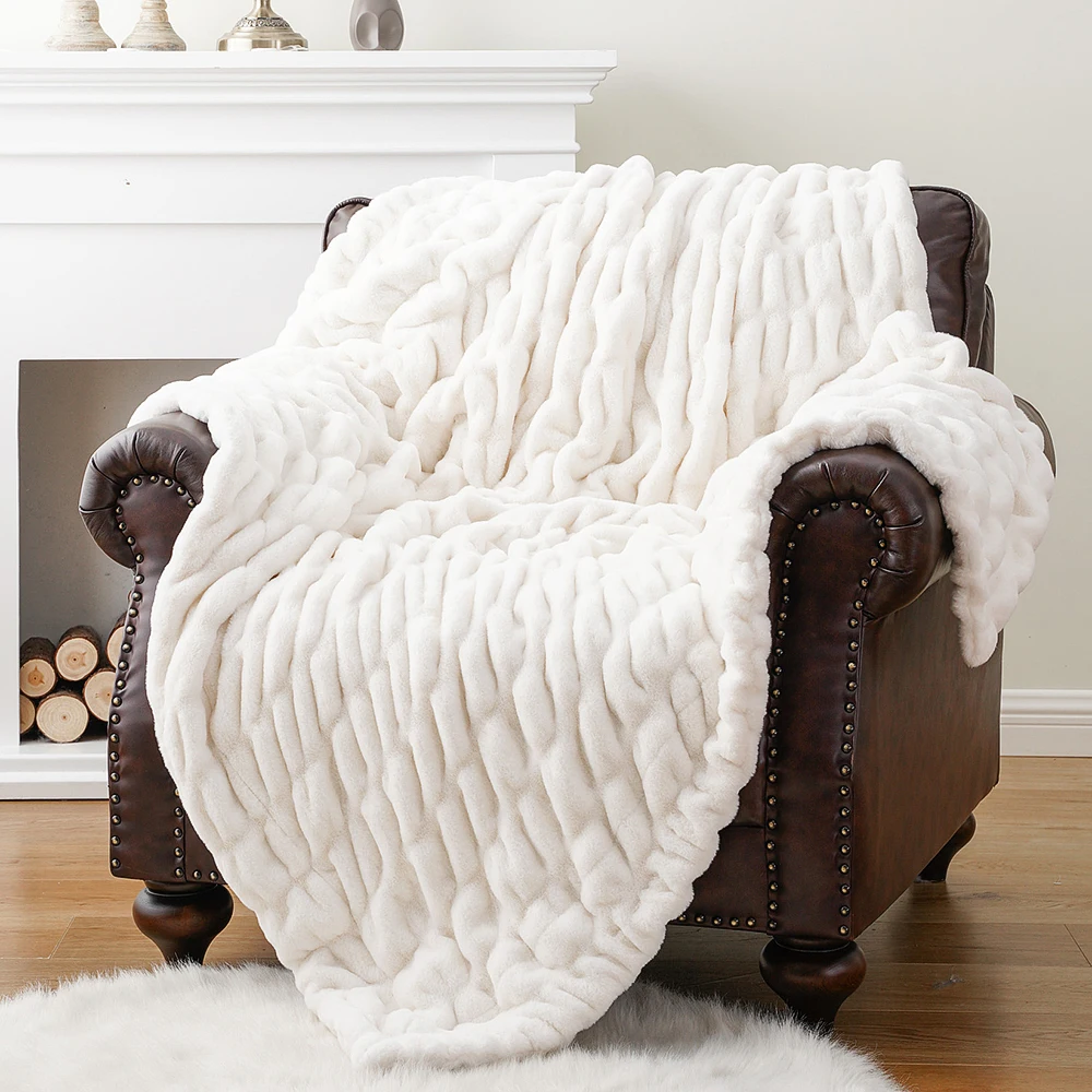 Battilo Luxury Faux Rabbit Fur Throw Blanket Thick Warm Plaid Throws for Bed Sofa Double Side Soft Fluffy Blankets Winter Decor