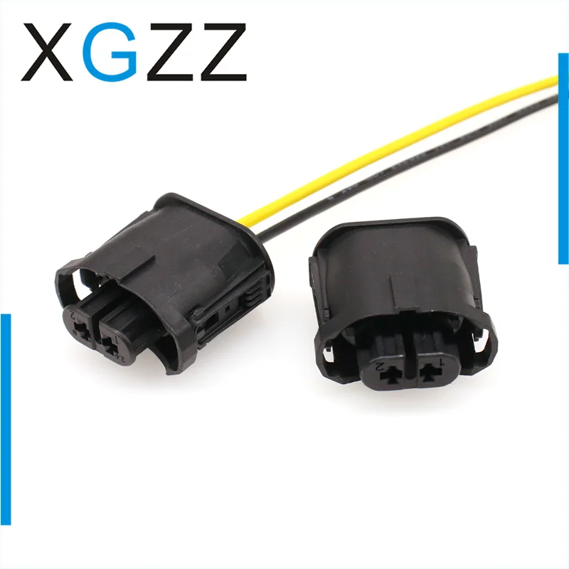 2-hole 1-1355668-2 is suitable for BMW front bumper fog light 2P harness plug