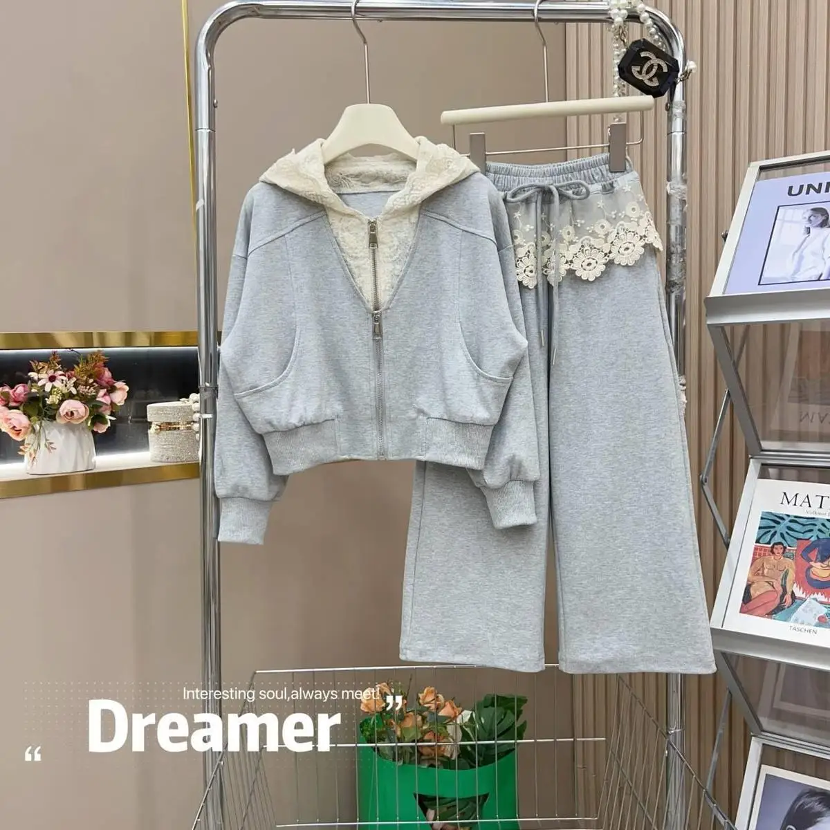 طقم ملابس ربيعية للفتيات مكون من قطعتين جاكيت بقلنسوة مزين بالدانتيل على الطراز الكوري ملابس أطفال غير رسمية ملابس ربيعية يومية #4