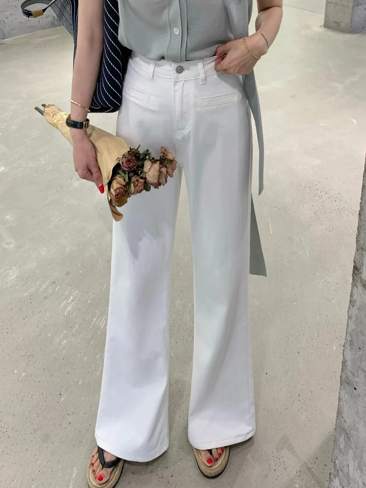 ZHISILAO White Flare Jeans Women Vintage Boyfriend Chic Full Length Denim Pants Streetwear 2024