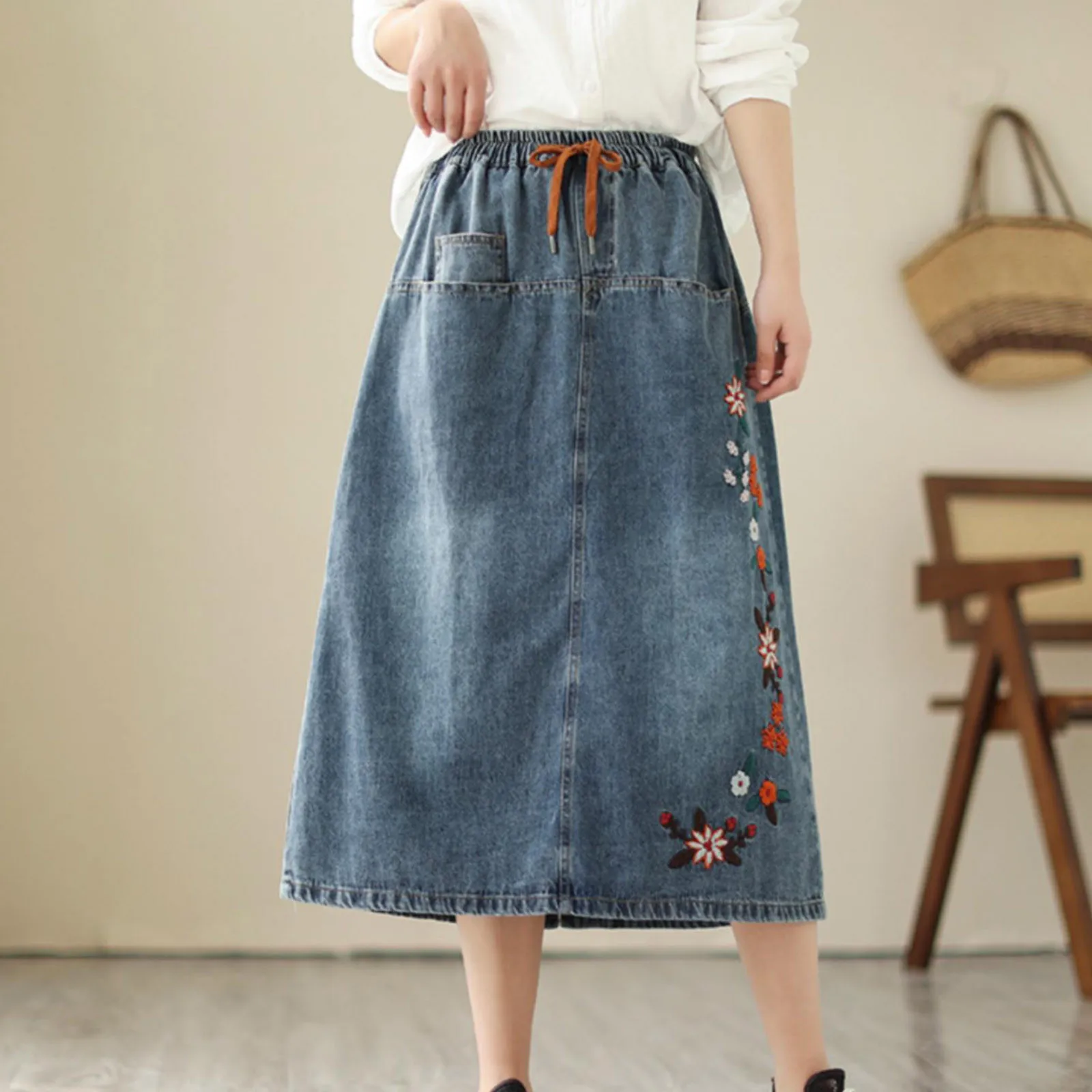 Jupe en jean vintage d'été pour femmes, broderie imprimée, mode coréenne, loisirs, style mi-long, amincissant, nouveau